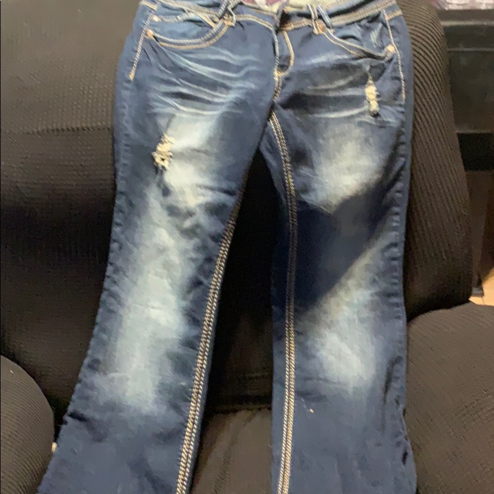 Ariya jeans